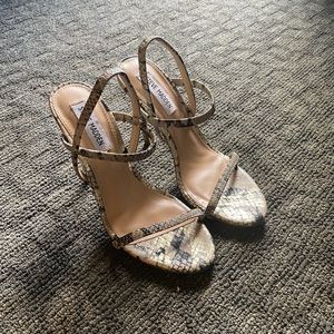 Size 7 Steve Madden Strappy Heels Snakeskin